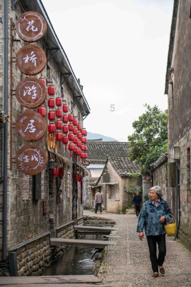 逃离幻想之镜